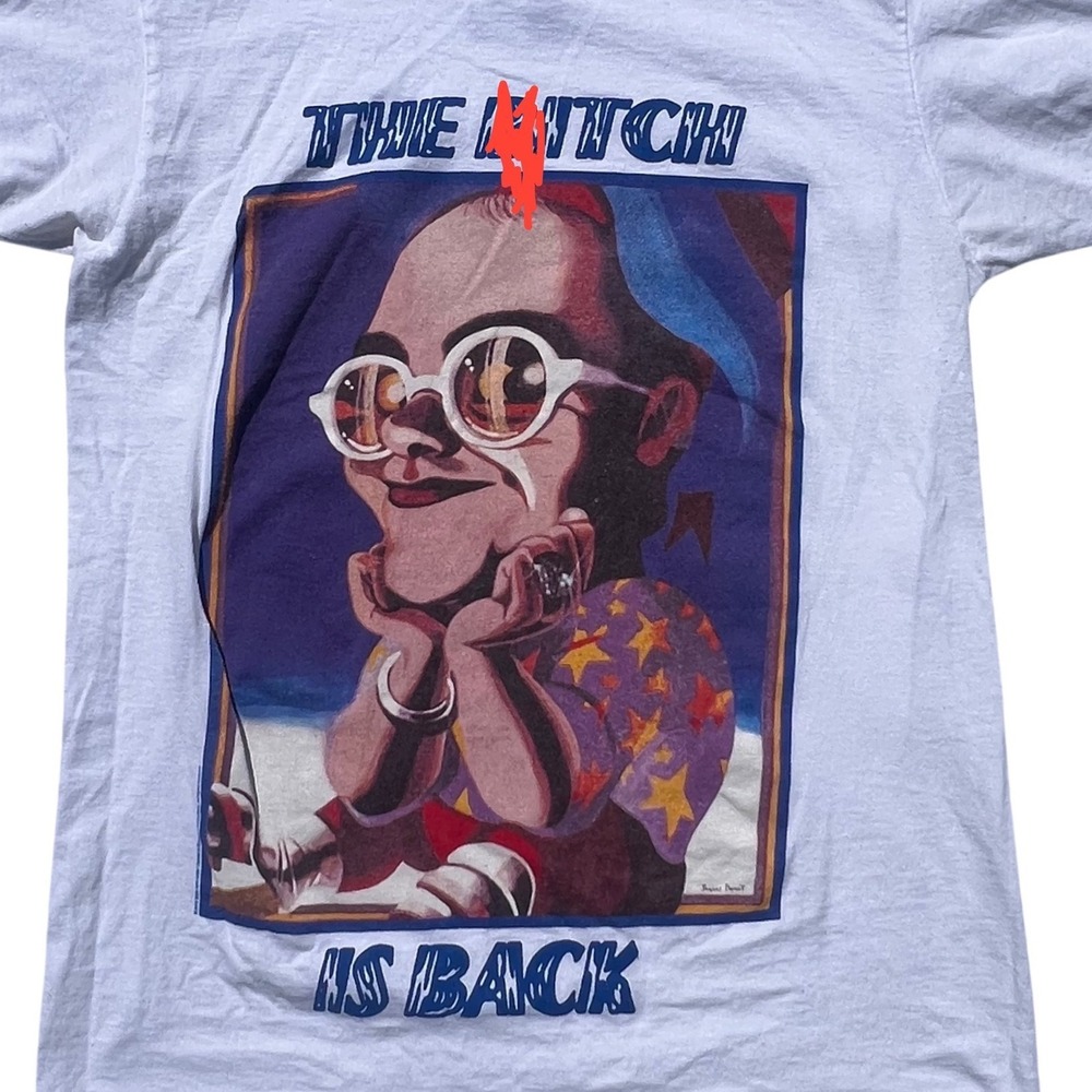 Elton John The *itch Is Back Ringer T-Shirt White Blue Graphic Tee Small 2018